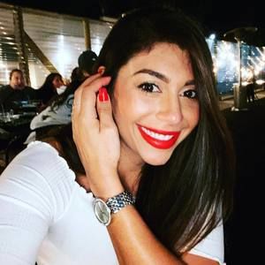 Meet your Posher, Aline